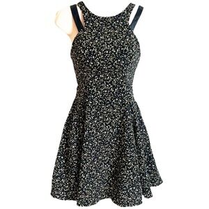 BCBGeneration Fit & Flare Scoop Neck Patterned Mini Skater Dress Size 0 Multi